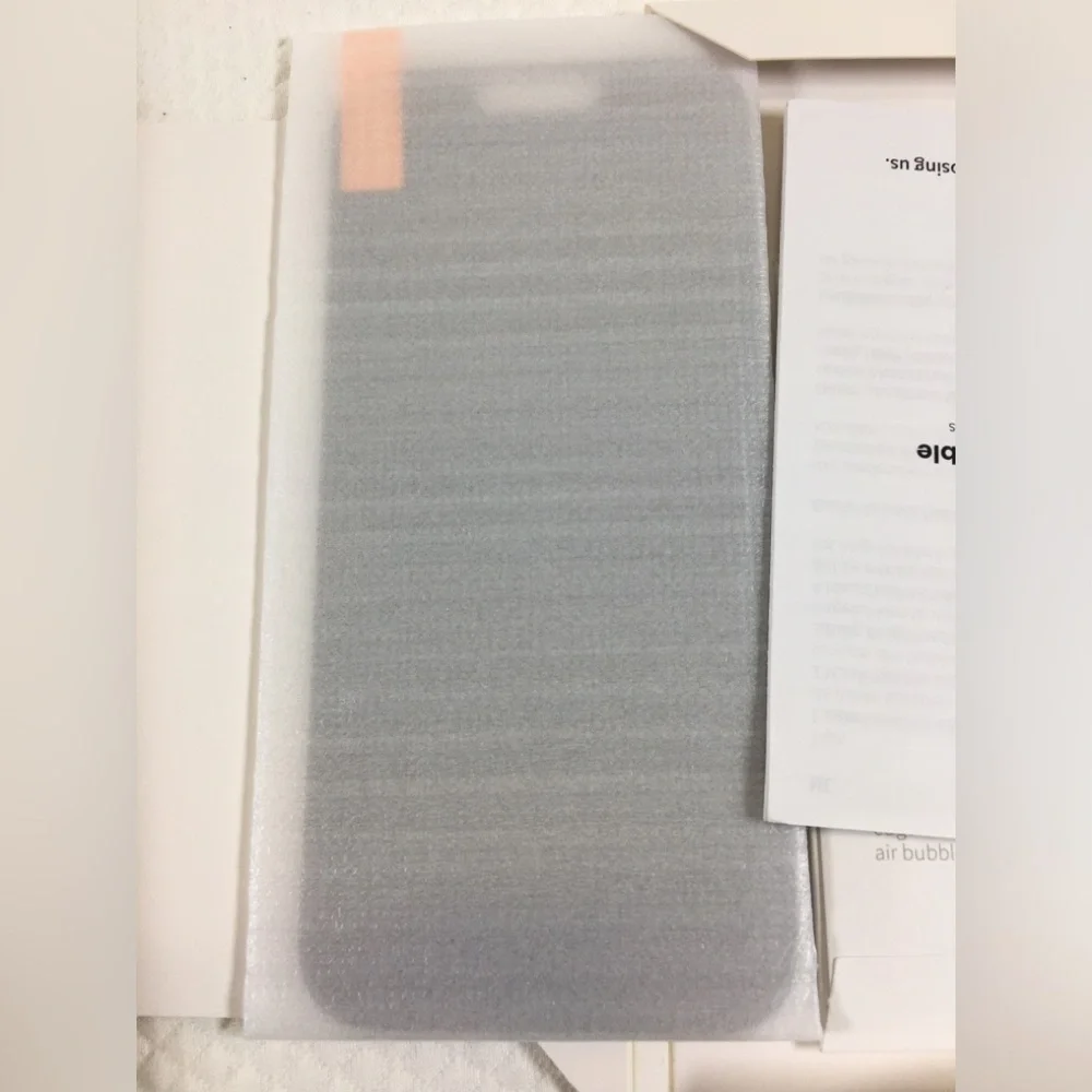 Unbreakcable Screen protector iPhone 14, Iphone 15, 6.1” (Open but never used)